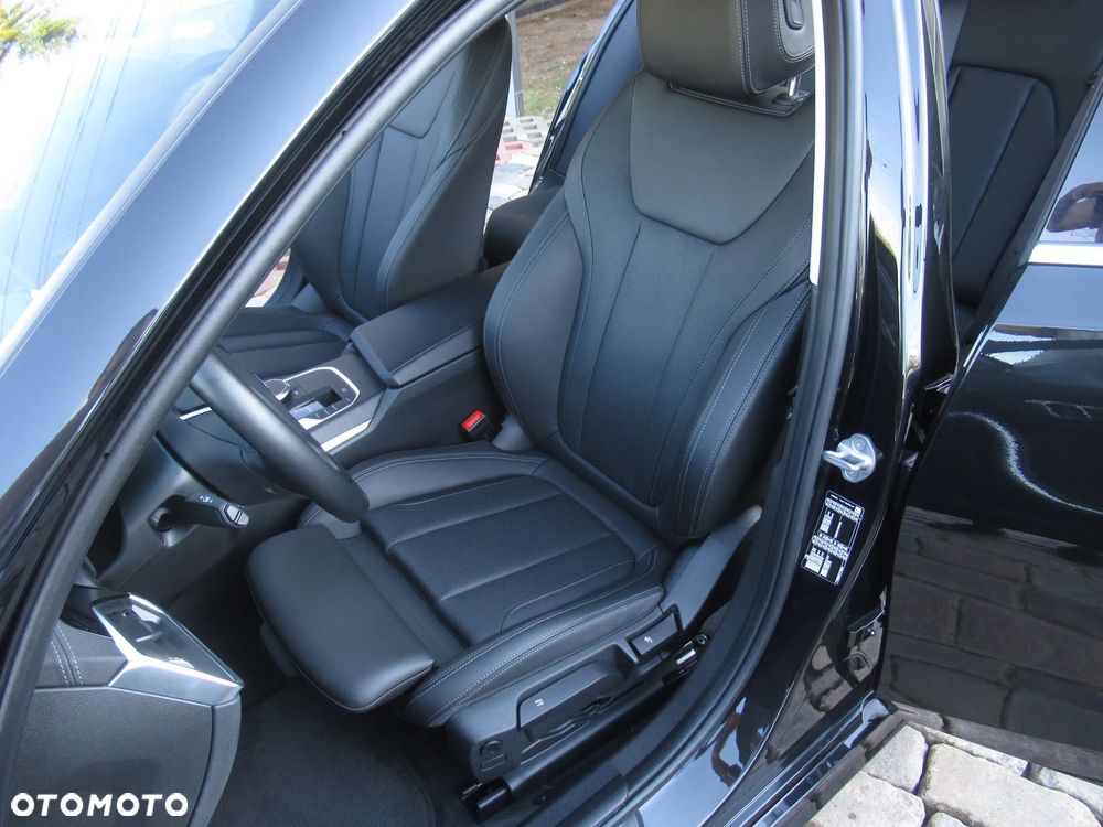 BMW Seria 3 320i Luxury Line - 6