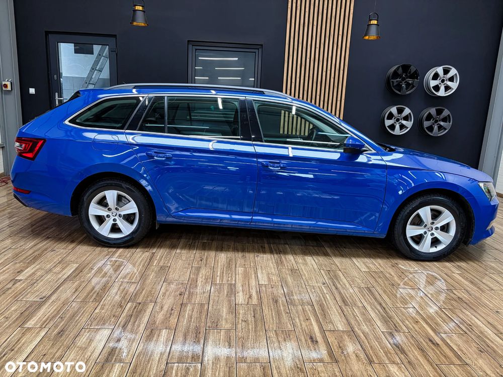 Skoda Superb 1.6 TDI Ambition DSG - 7