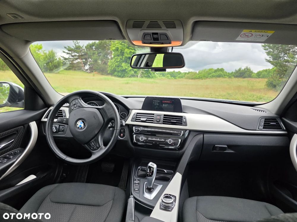 BMW Seria 3 318d Advantage - 15