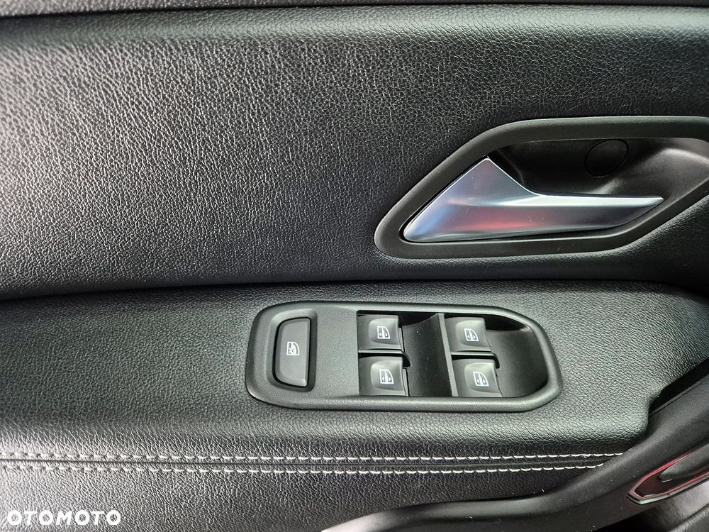 Dacia Duster TCe 150 2WD GPF Sondermodell Adventure - 31