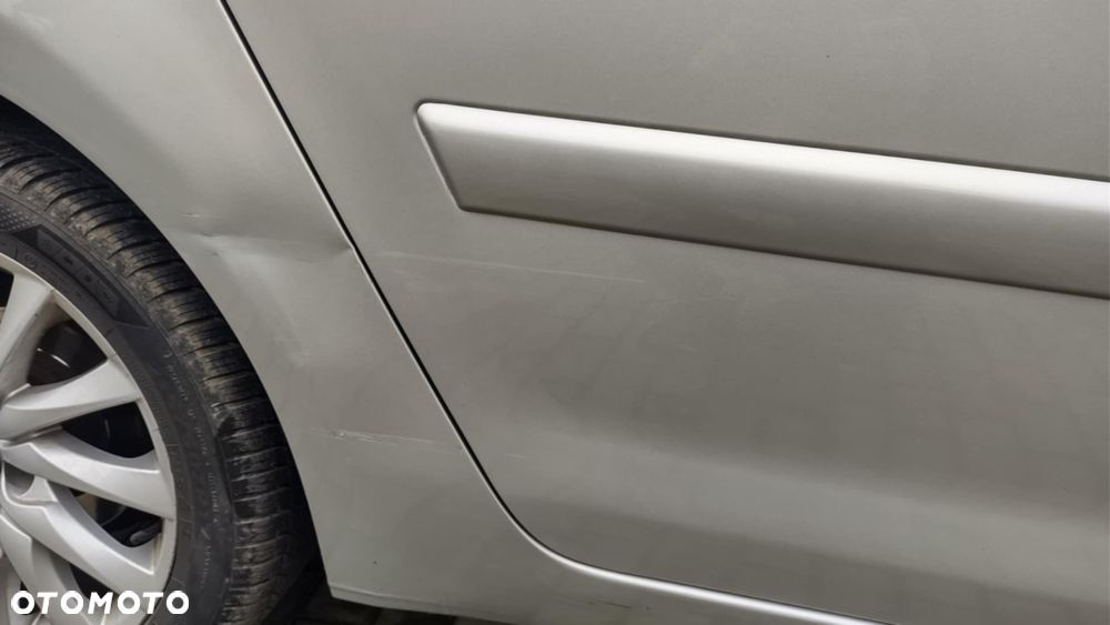 Citroën C4 Picasso 1.6 HDi FAP Exclusive - 11