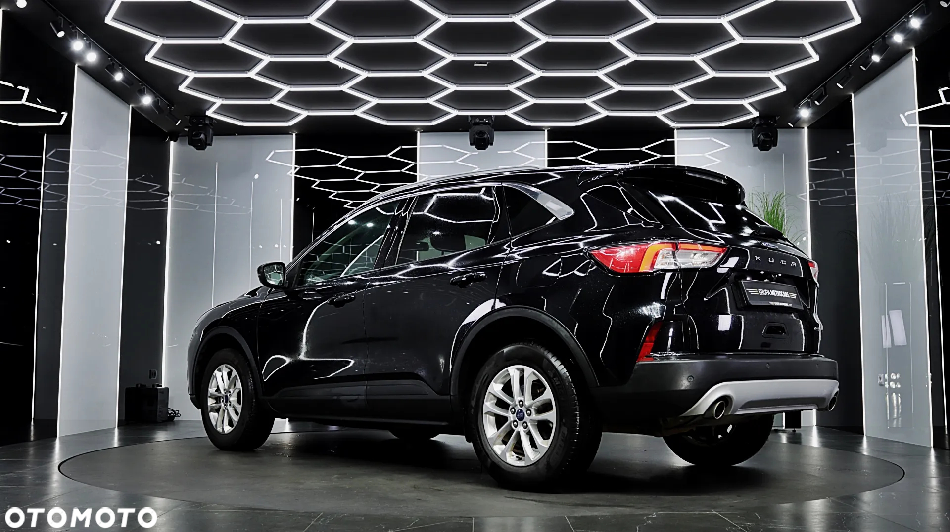 Ford Kuga 2.5 FHEV FWD Titanium - 5