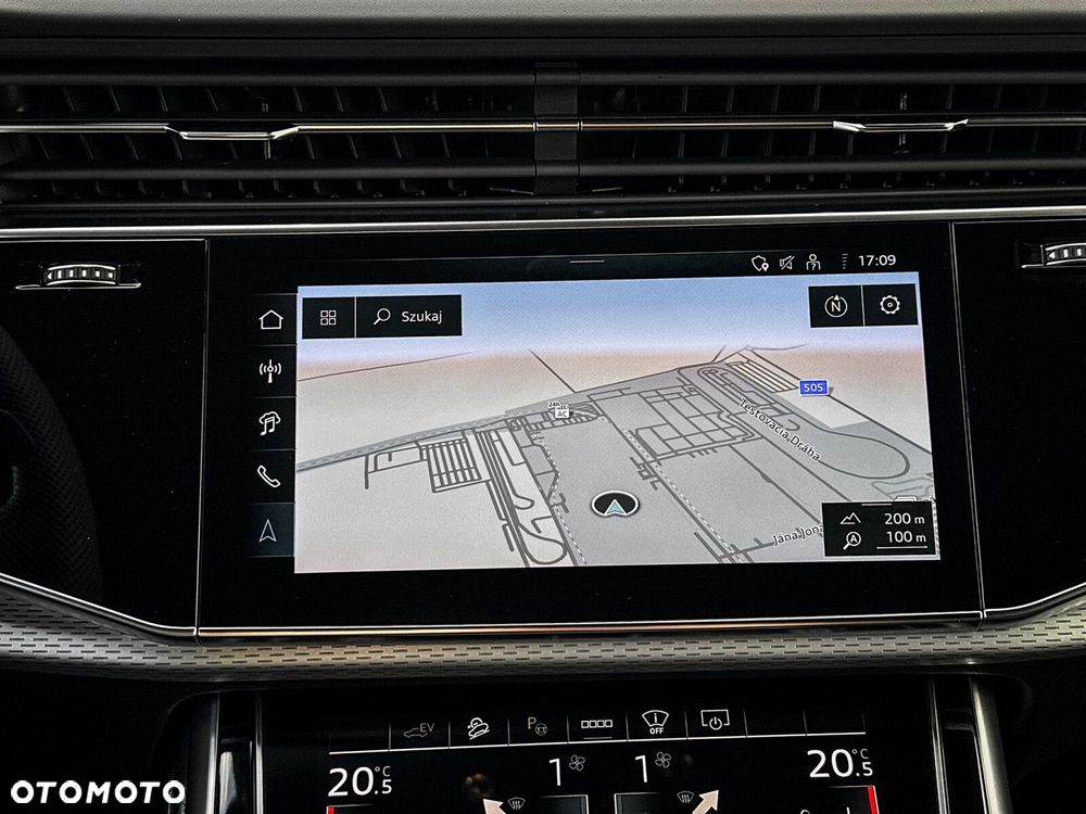 Audi Q7 - 32