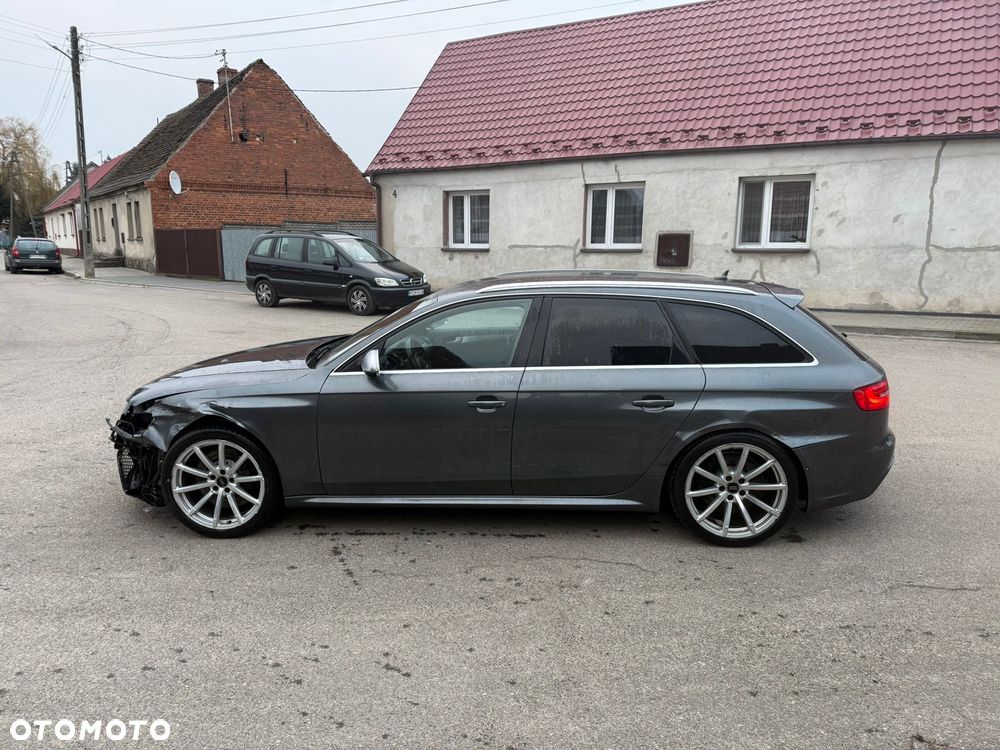 Audi RS4 Avant Avant S tronic - 3