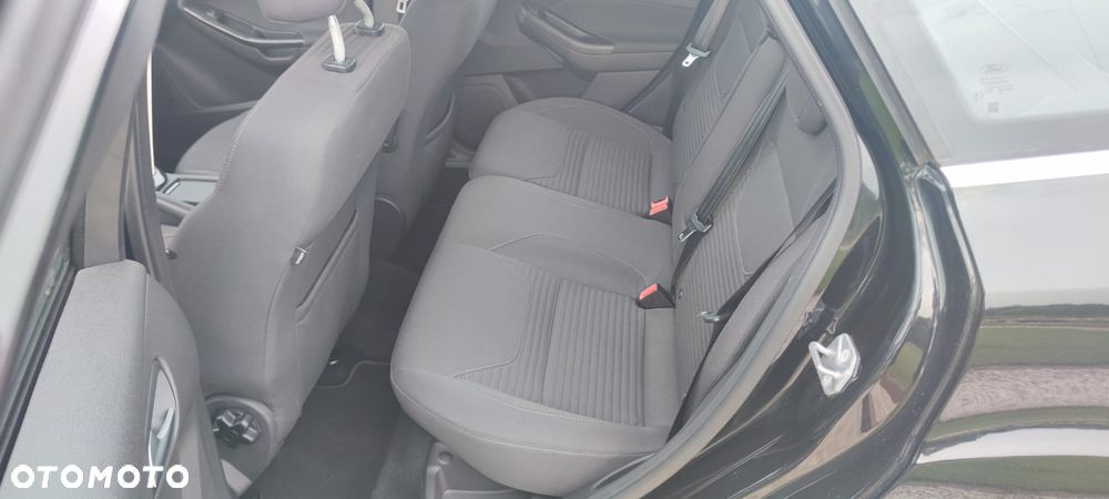 Ford Focus 1.5 EcoBoost Titanium ASS - 9