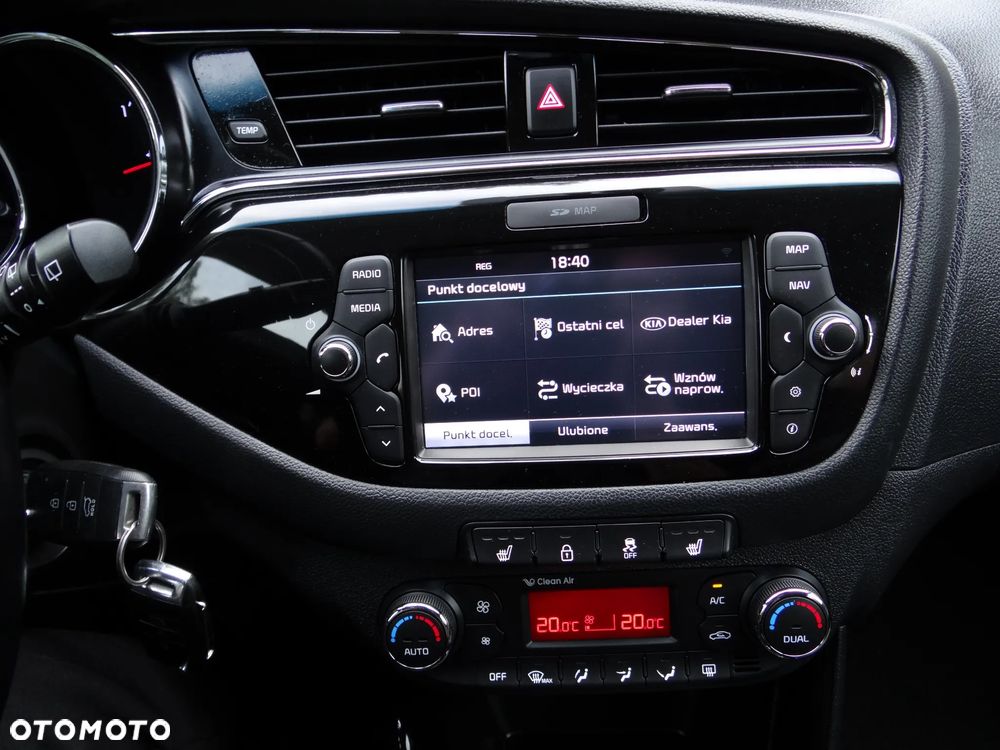 Kia Ceed 1.4 CVVT Dream-Team Edition - 34