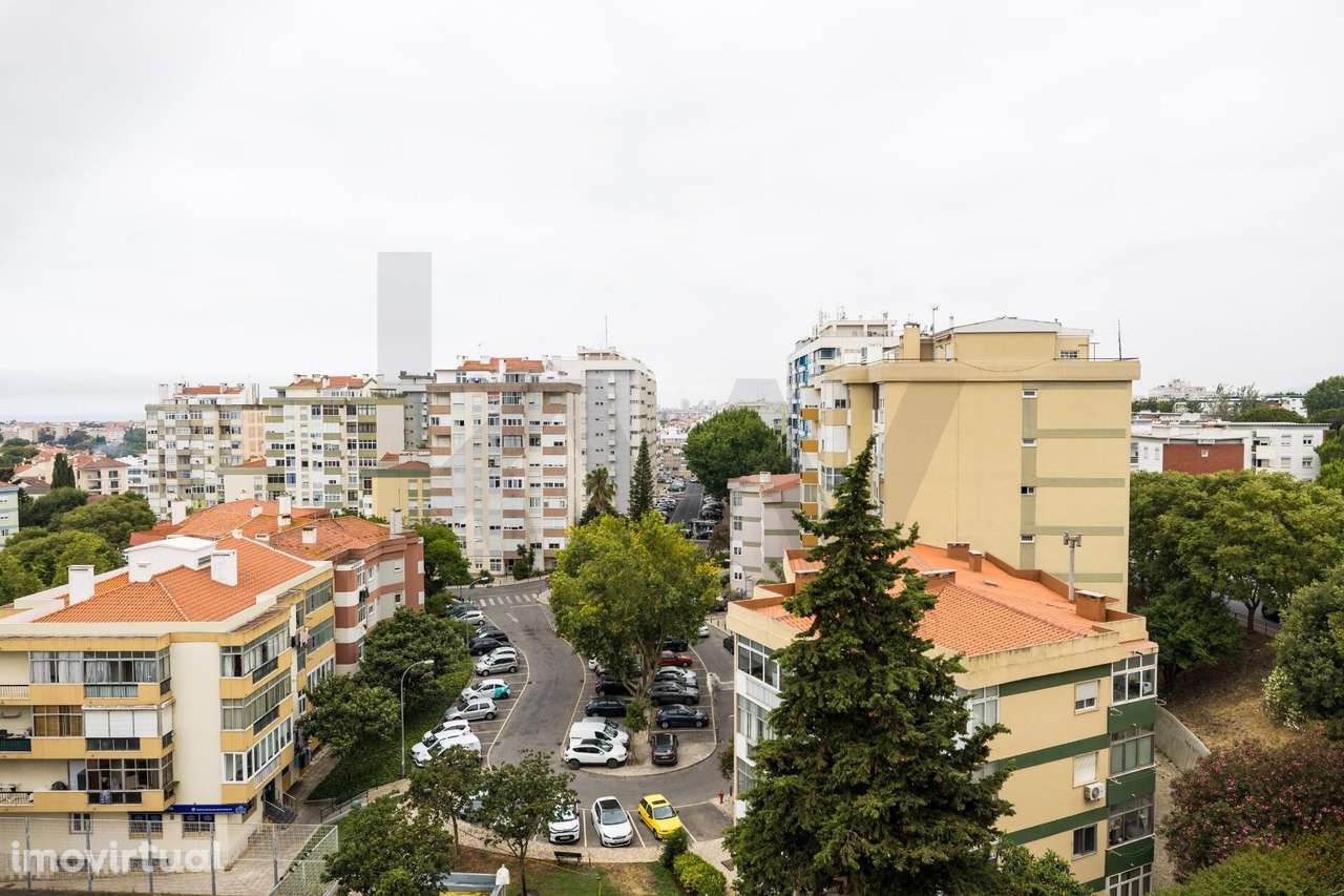 Apartamento T4 em Oeiras com Vistas Deslumbrantes – O Seu Novo Lar! - Grande imagem: 4/22