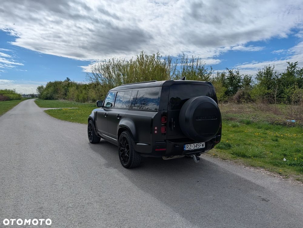 Land Rover Defender 3.0 D300 mHEV X-Dynamic HSE - 6
