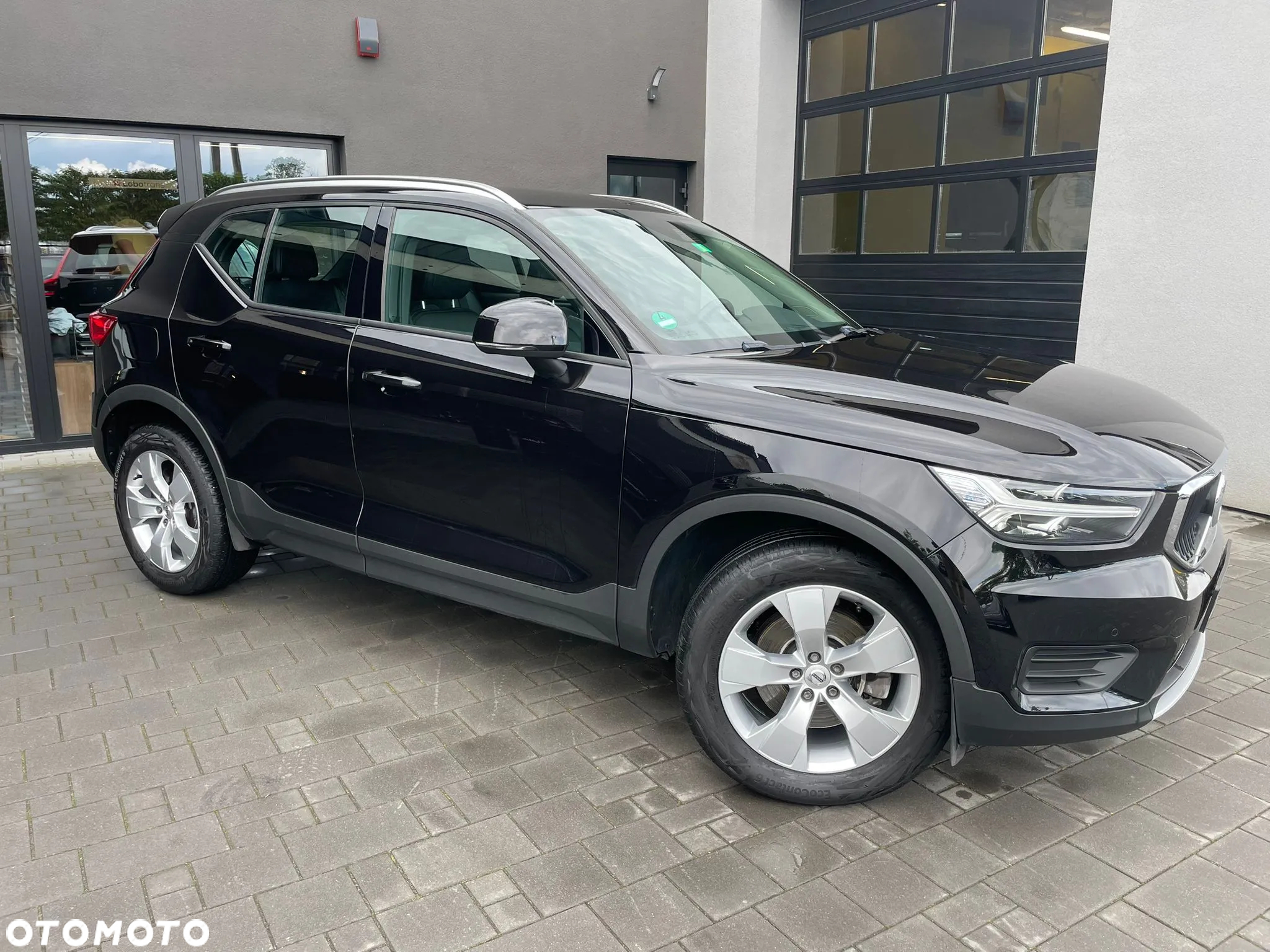 Volvo XC 40 T4 Momentum Pro - 17