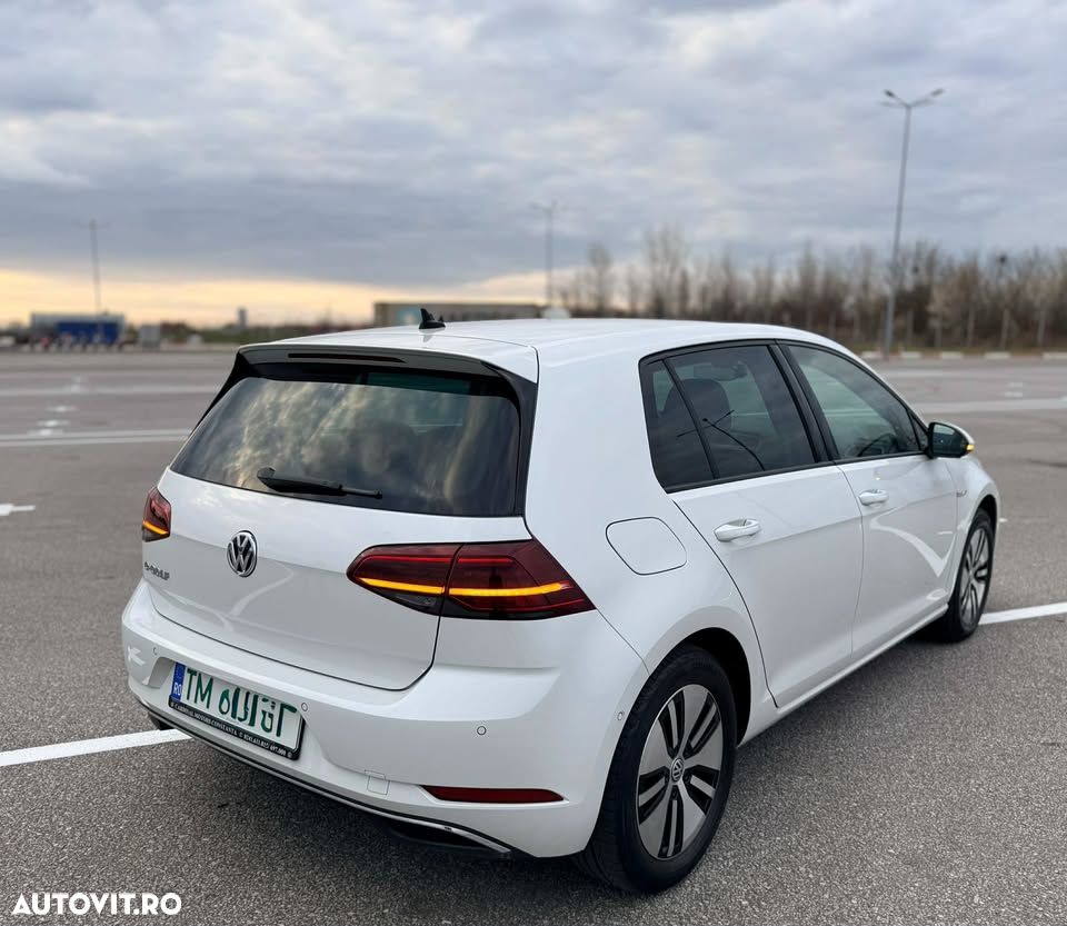 Volkswagen e-Golf - 4