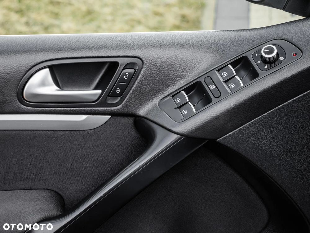 Volkswagen Tiguan - 25