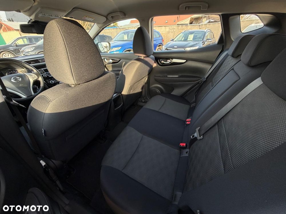 Nissan Qashqai 1.6 DIG-T N-Connecta - 22