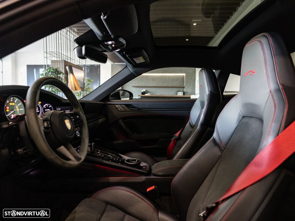 Porsche 911 (992) Carrera GTS PDK - 24