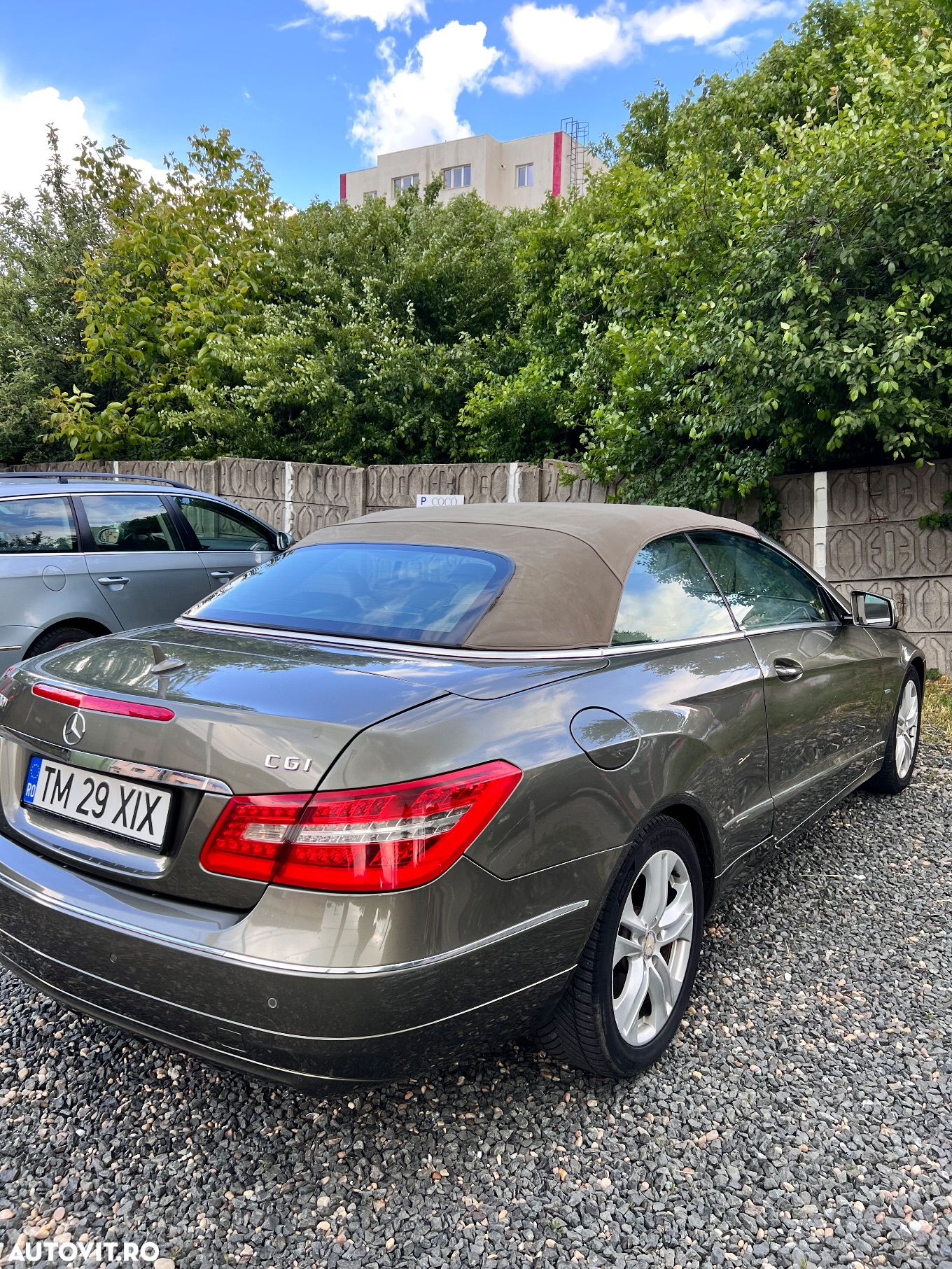 Mercedes-Benz E 200 CGI BlueEfficiency Automatik - 13