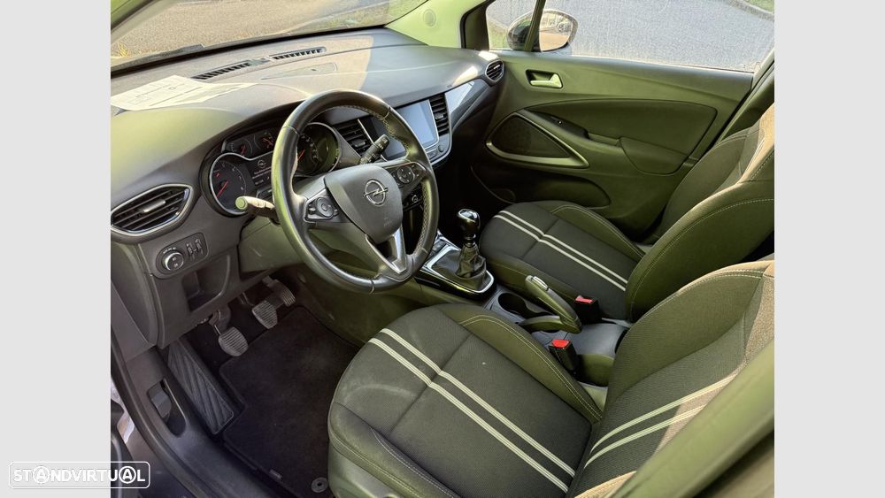 Opel Crossland 1.2 T Design & Tech - 10