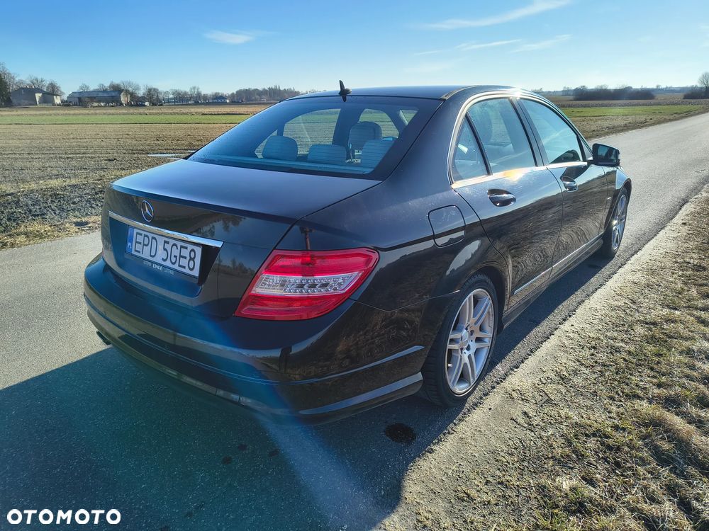 Mercedes-Benz Klasa C 200 CDI DPF BlueEFFICIENCY SPORT EDITION - 4