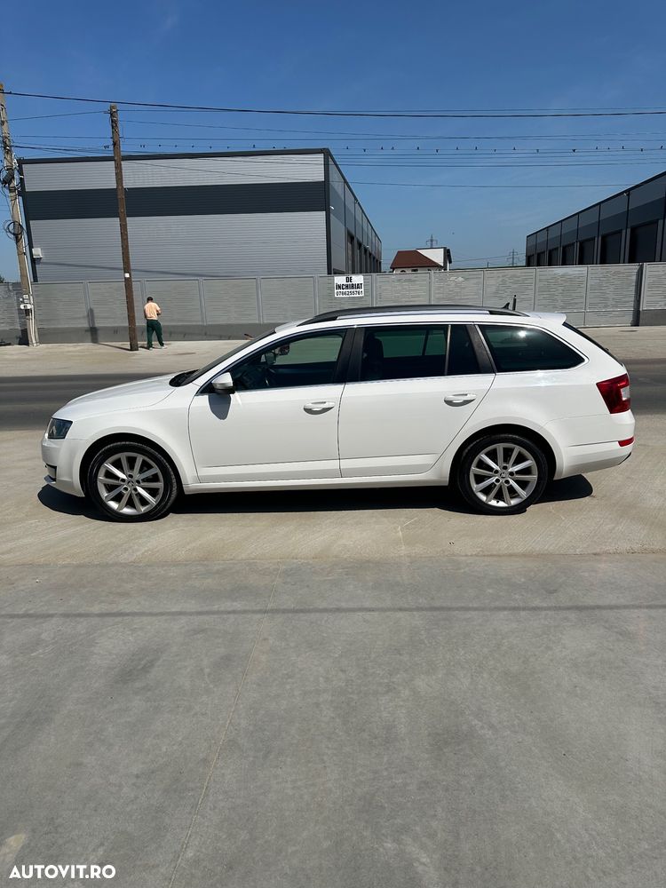 Skoda Octavia 1.6 TDI DPF DSG Ambition - 3