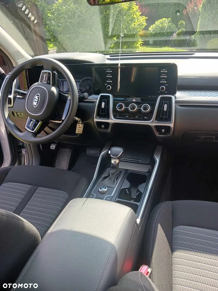 Kia Sorento - 10