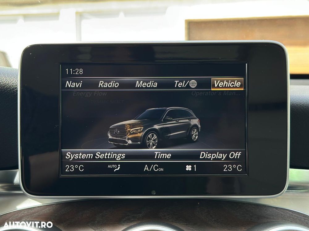 Mercedes-Benz GLC 350 e 4MATIC - 35