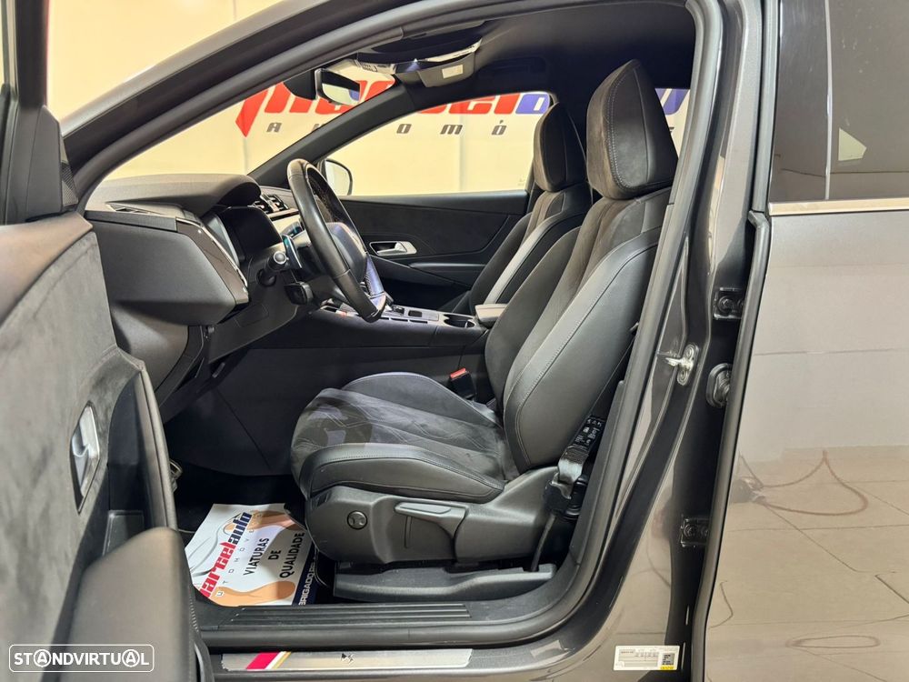 DS DS7 Crossback E-Tense Performance Line EAT8 - 14