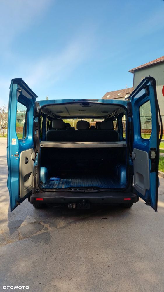 Renault Trafic Passenger Expression - 8