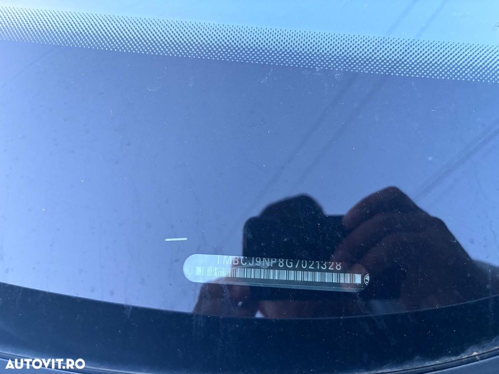 Skoda Superb 2.0 TDI DSG 4X4 Laurin & Klement - 5