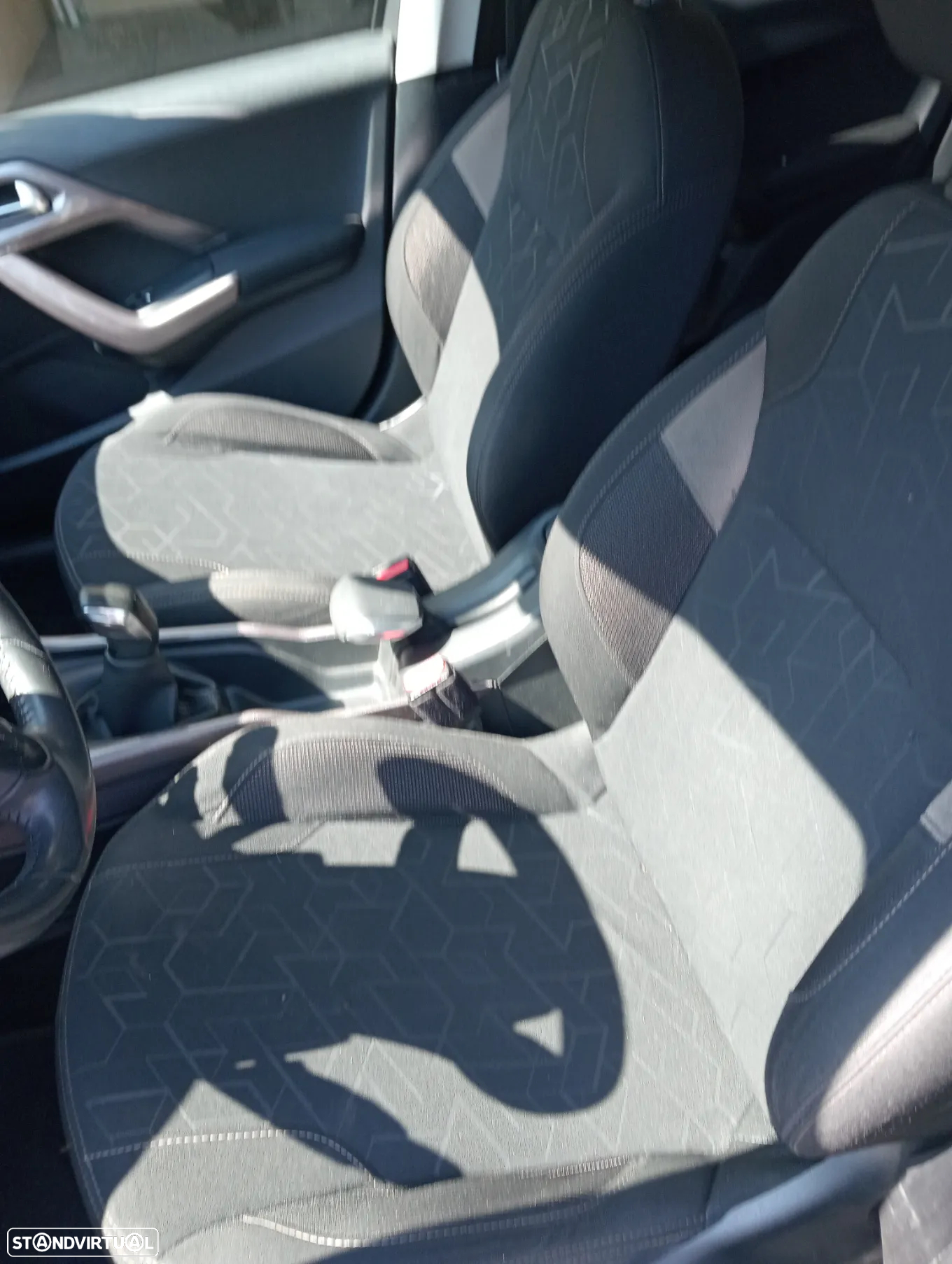 Peugeot 2008 1.6 BlueHDi Style - 5