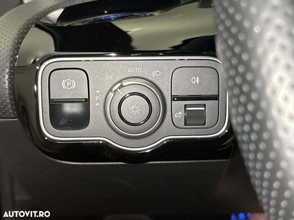 Mercedes-Benz A 200 d Sedan Aut. - 21