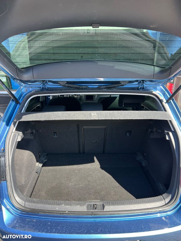 Volkswagen Golf 1.6 TDI BMT Comfortline - 10