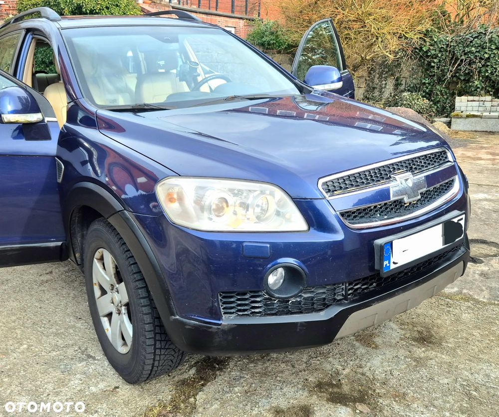 Chevrolet Captiva 3.2 LT (deu) - 15