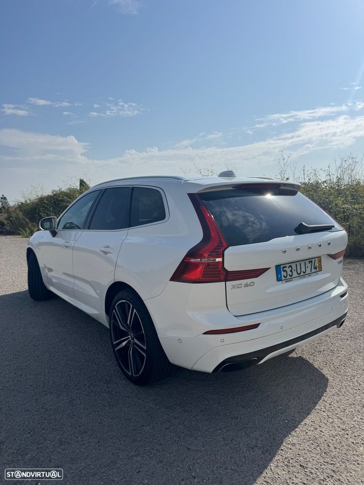 Volvo XC 60 2.0 T8 PHEV R-Design AWD - 6