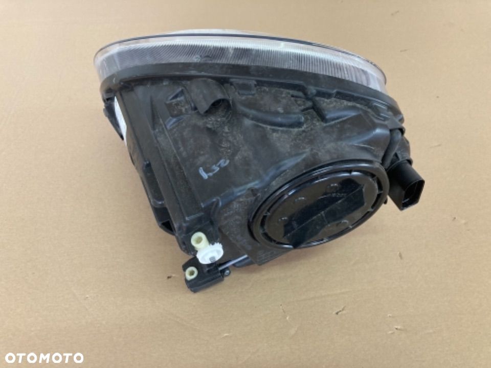 VW Beetle 5C1 lampa prawa 2011- - 2