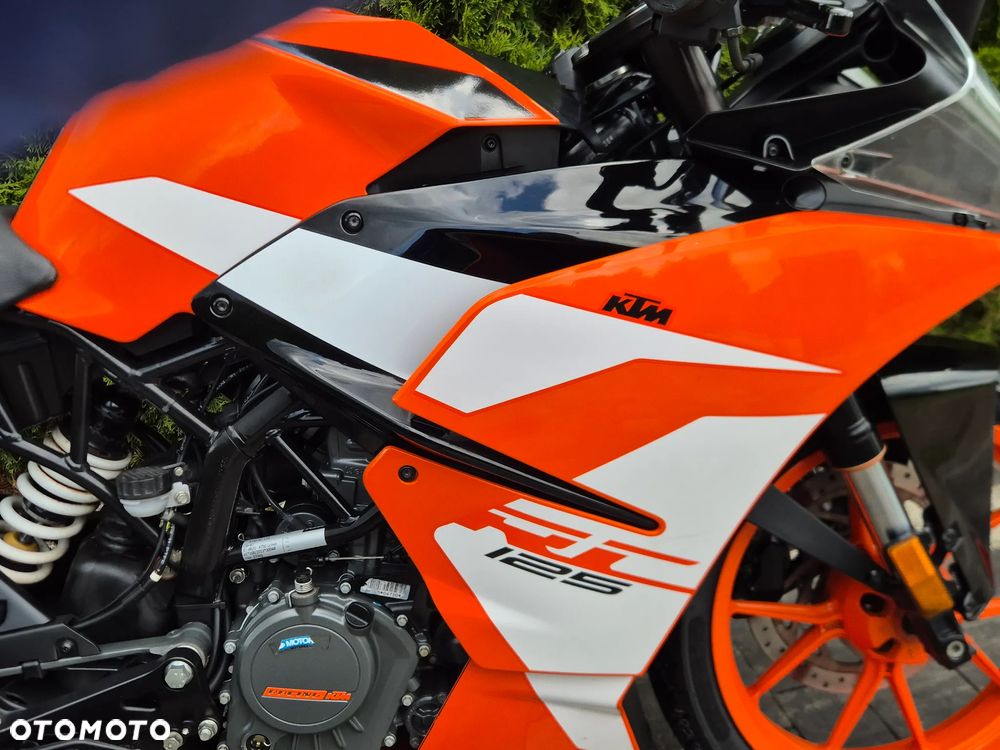KTM RC 125 - 9