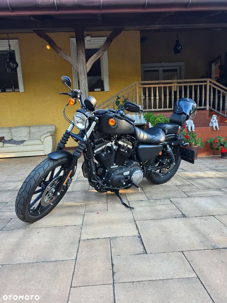 Harley-Davidson Sportster Iron 883 - 16