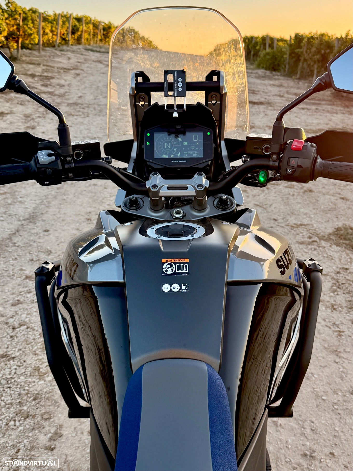 Suzuki DL V-STROM 1050 - 13