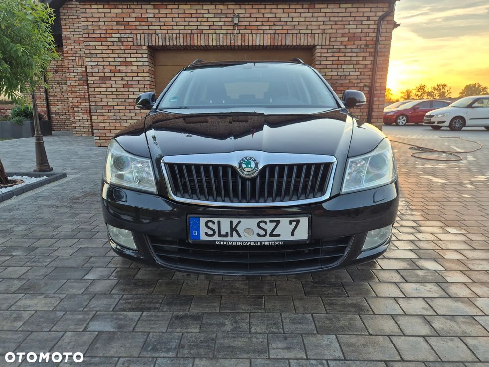 Skoda Octavia 2.0 TDI DPF DSG FAMILY - 10