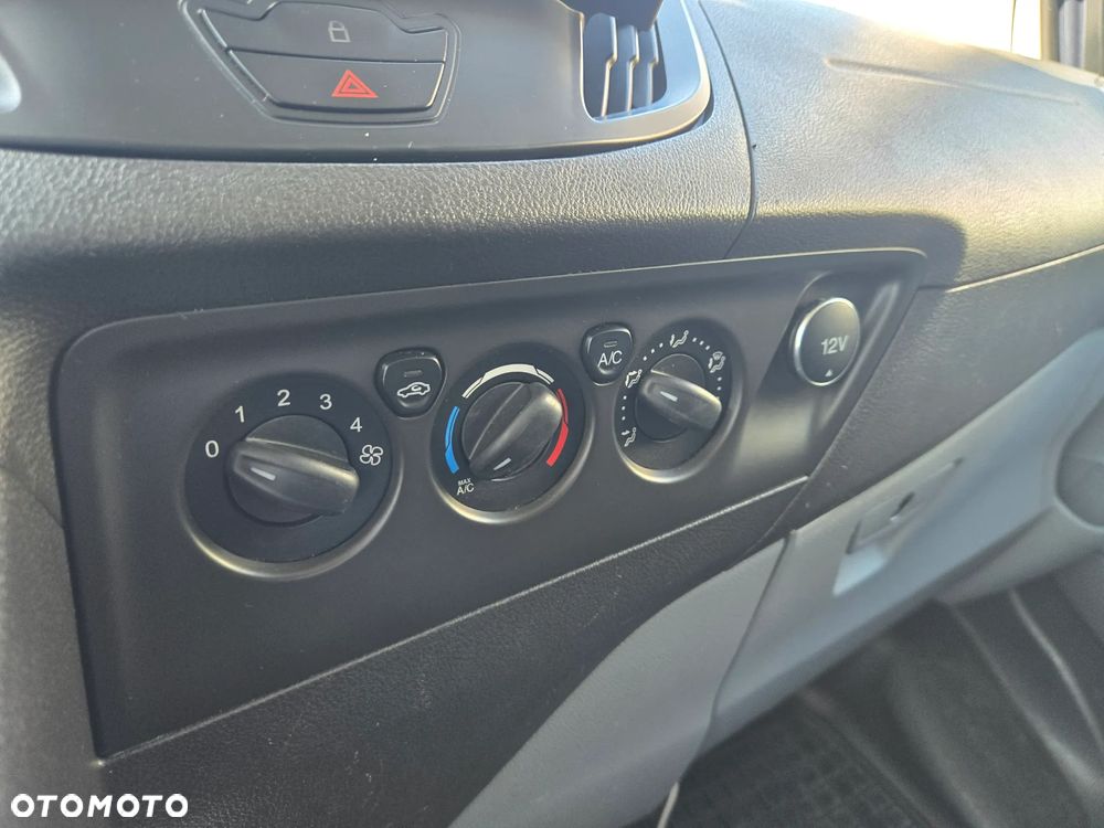Ford Transit Custom Kombi 300 L2H1 Trend - 17