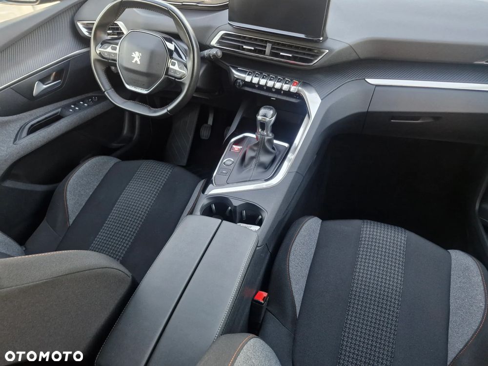 Peugeot 3008 1.2 PureTech Active S&S - 22