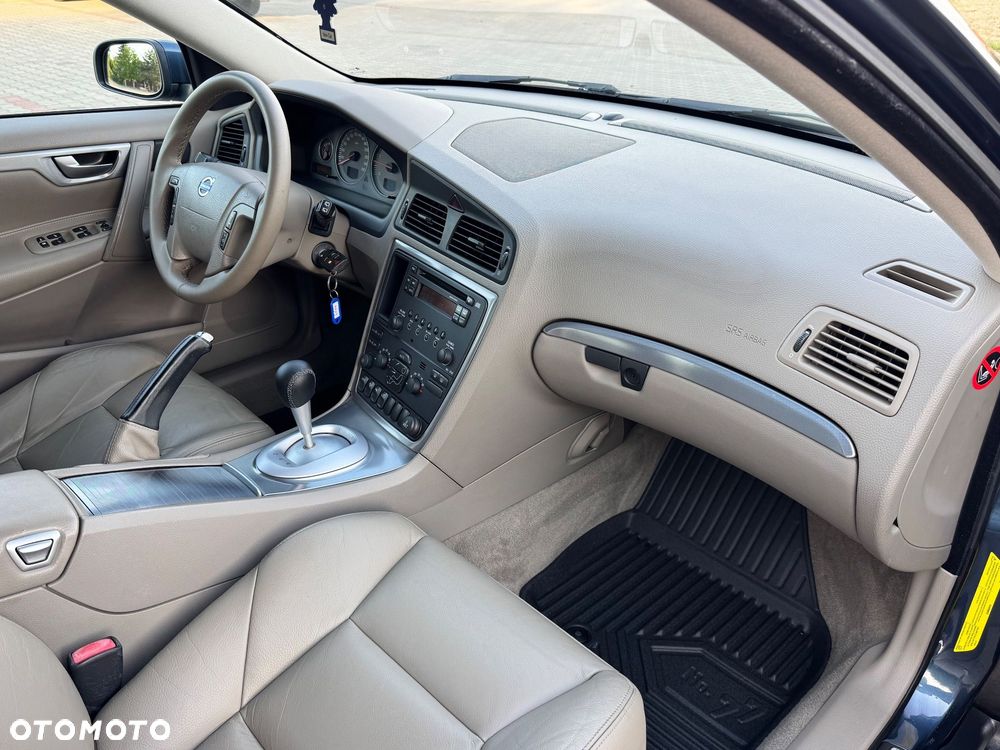 Volvo V70 D5 - 34