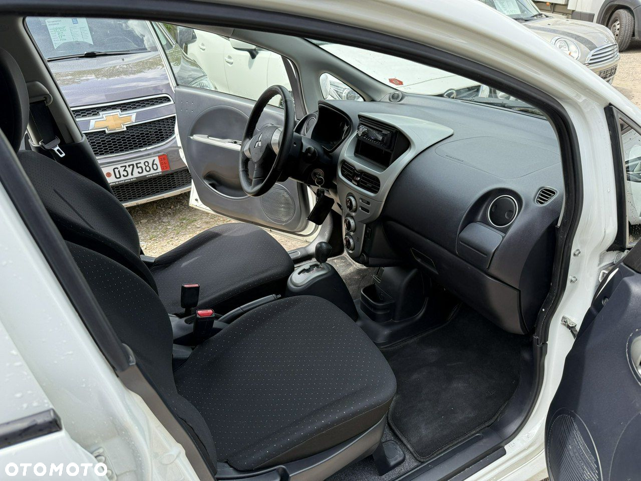 Mitsubishi i-MiEV - 16