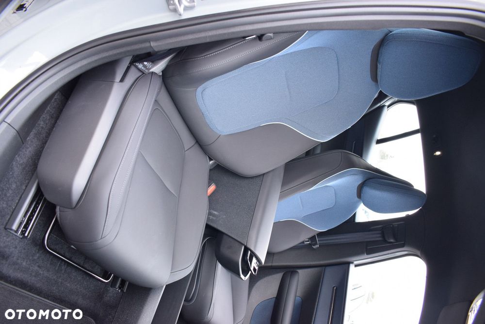 Volvo EX30 - 11
