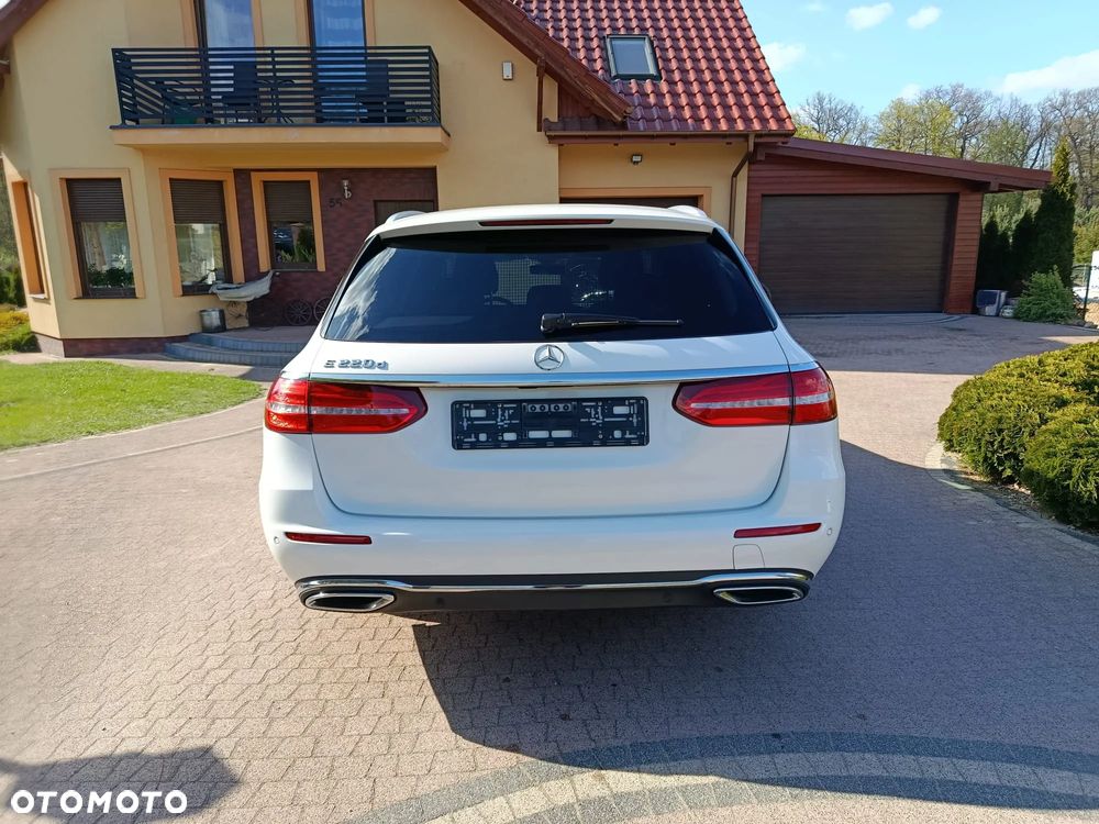 Mercedes-Benz Klasa E 220 d 9G-TRONIC - 3