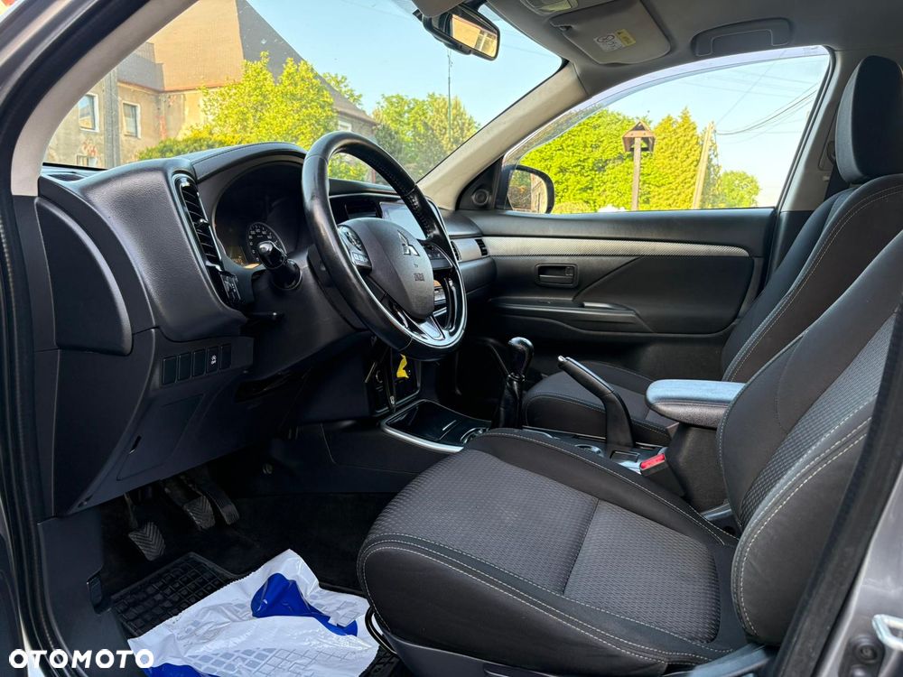Mitsubishi Outlander 2.0 2WD Edition - 9