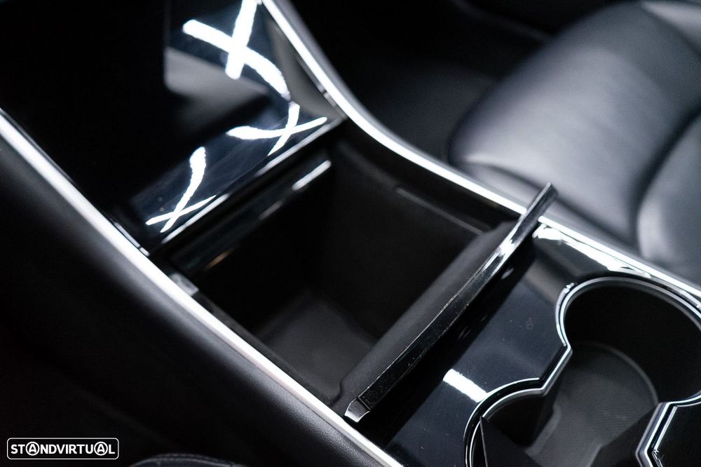 Tesla Model 3 Standard RWD Plus - 30
