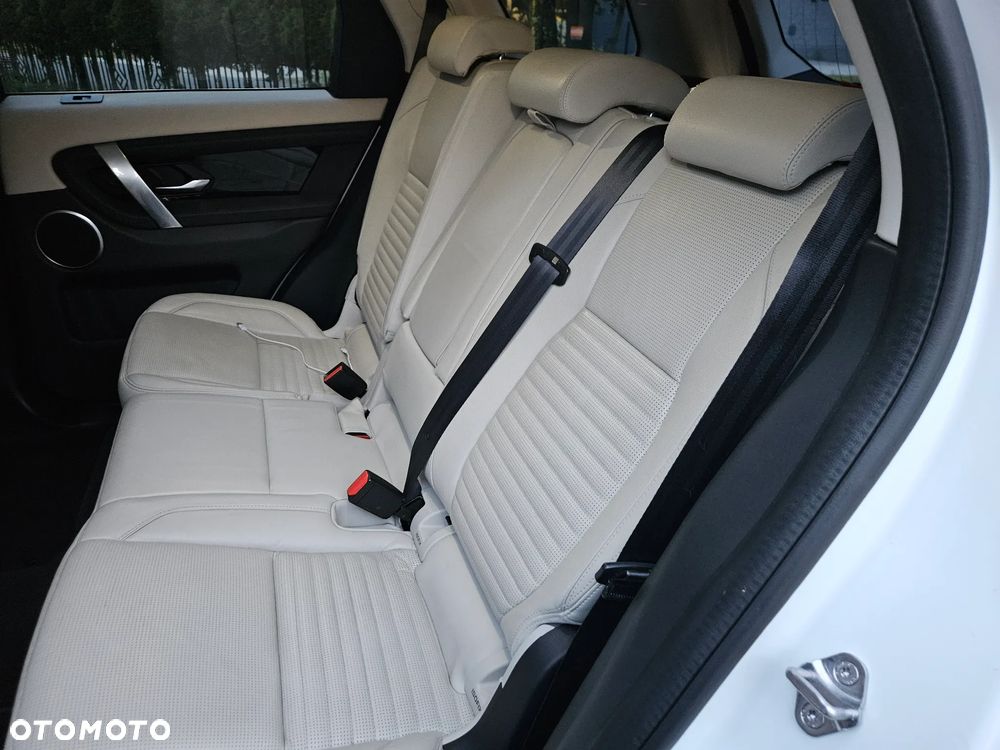 Land Rover Discovery Sport 2.0 D180 SE - 24