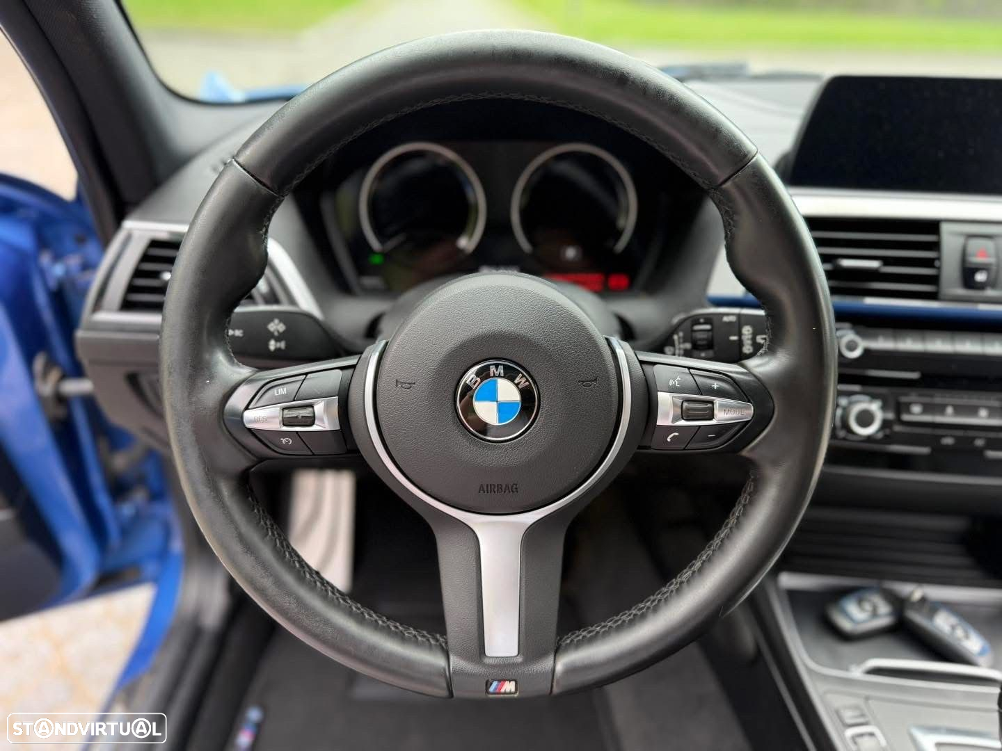BMW 116 d Pack Desportivo M Auto - 9