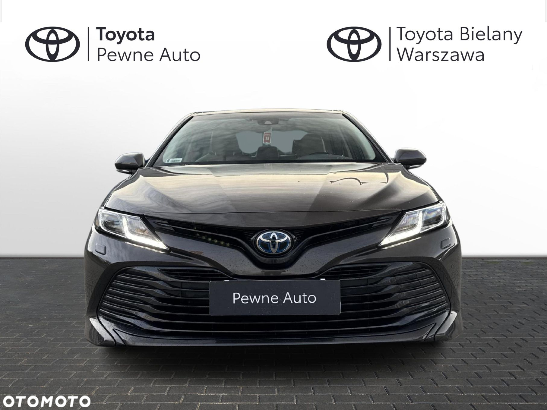 Toyota Camry - 8