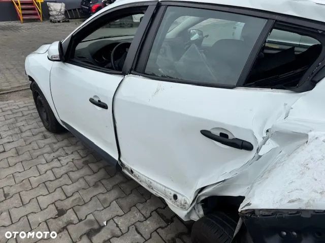 Megane III biała czesci maska blotnik drzwi 1.5 dci - 4