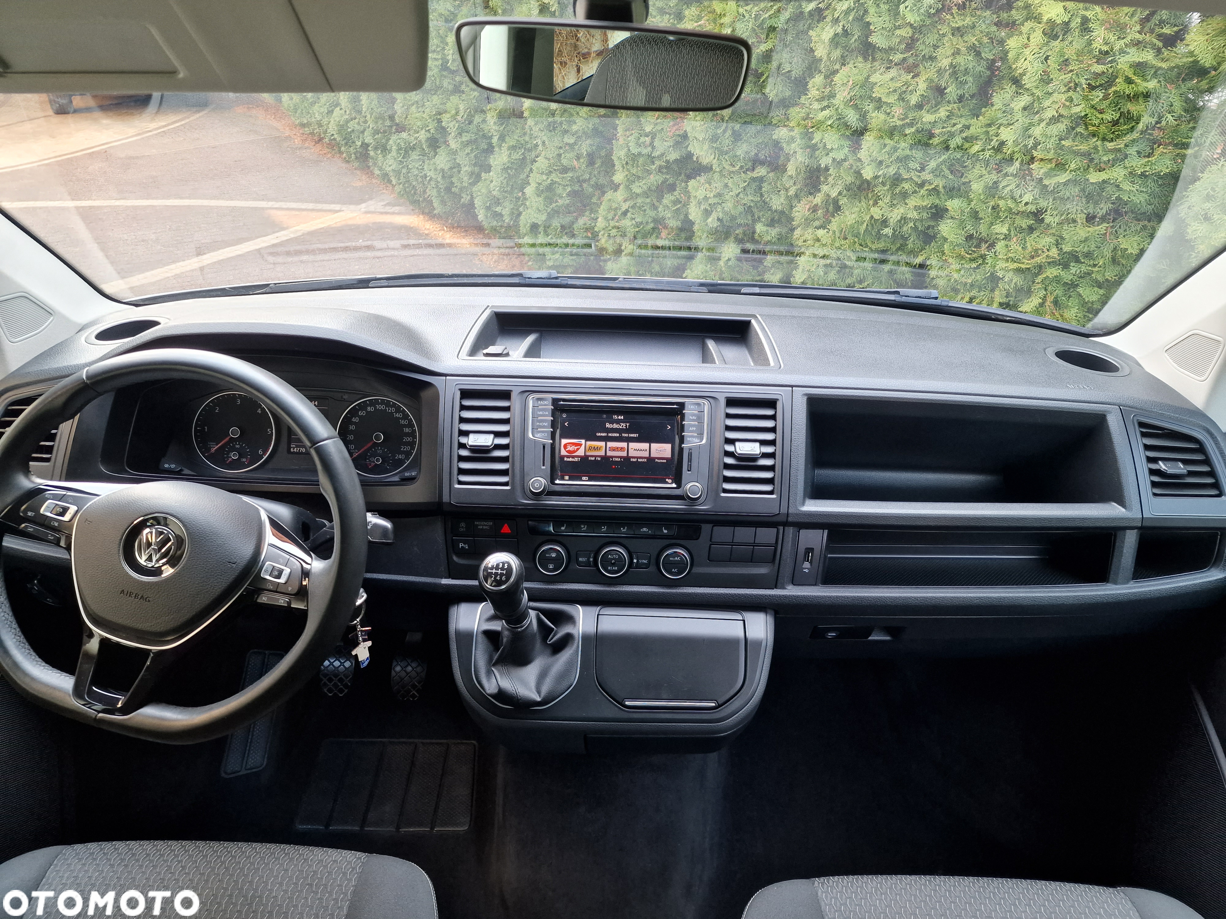 Volkswagen Multivan 2.0 TDI L1 Comfortline - 15