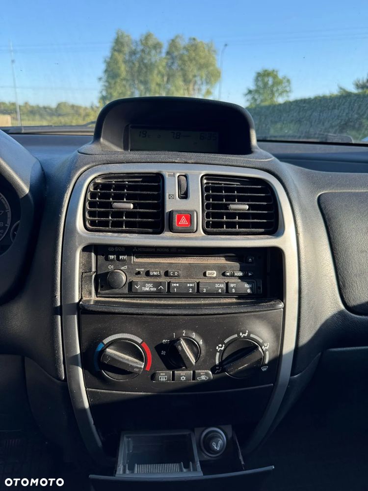 Mitsubishi Space Star 1.6 Family - 3